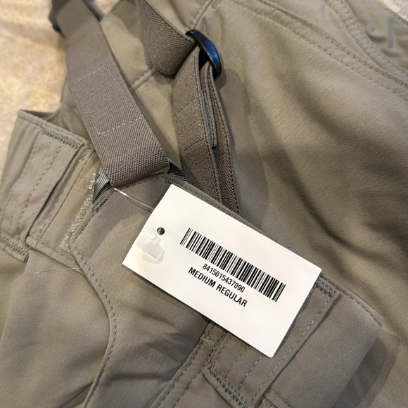 Patagonia Alpha Green PCU Level 5 Soft Shell Pants Gen II Medium Regular new - Picture 5 of 12